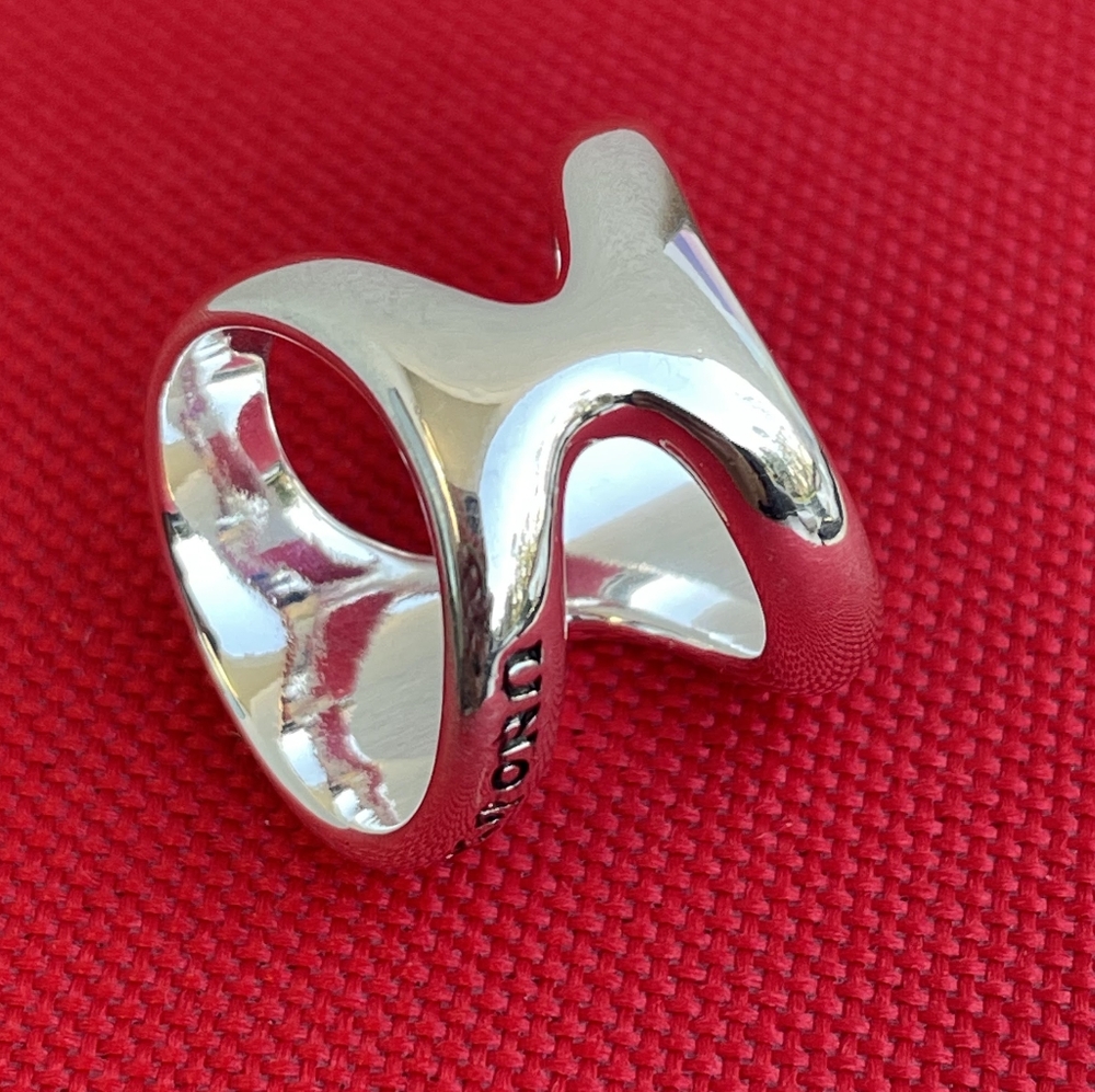 UNO de 50 Ring • The One •  Silver •  Size 6 - Picture 11 of 16